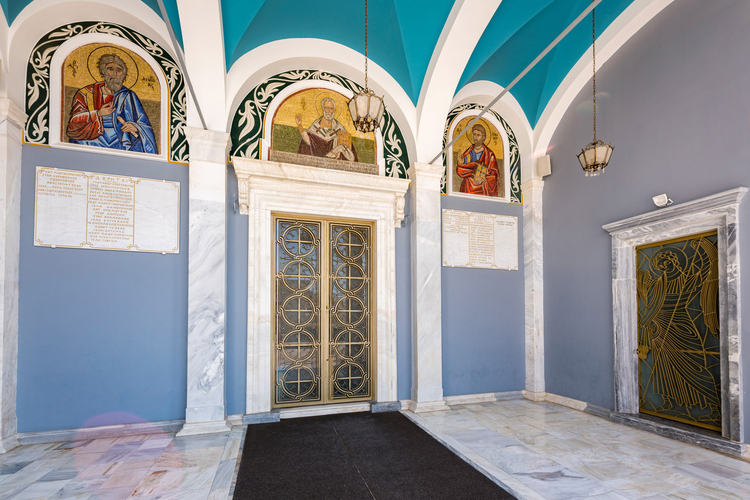 Church of Agios Nikolaos in Pyrgos 3