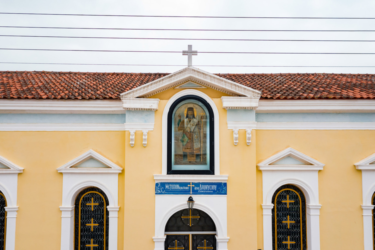 Church of Agios Dionysios in Pyrgos 12