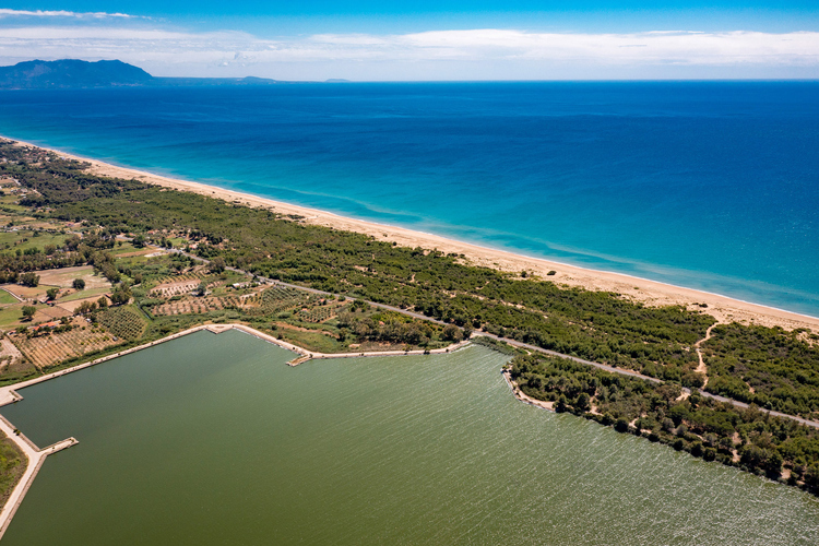 Kaiafas Lake-Hot Springs 13