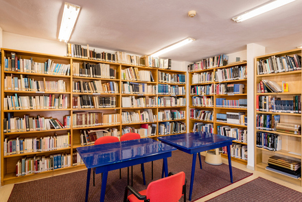 Pyrgos Central Public Library 11