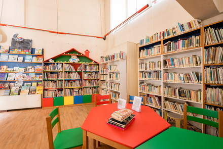 Pyrgos Central Public Library 32